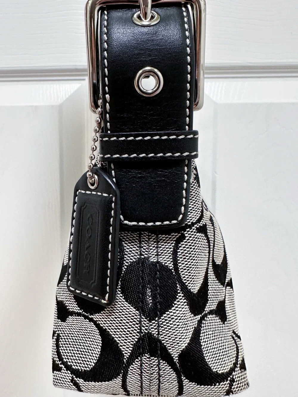 Coach Hamptons Baguette Shoulder Bag Black & Grey Signature Jacquard Canvas Y2K